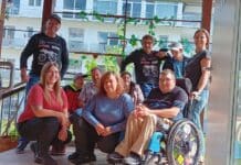 Spendenübergabe von Radlwolf und Michi Kurz an die AVS-Tagesstätte Hermagor