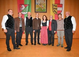 Herbstfest des MGV Tratten: Ein Gelungener Sänger-Abend im Gailtal