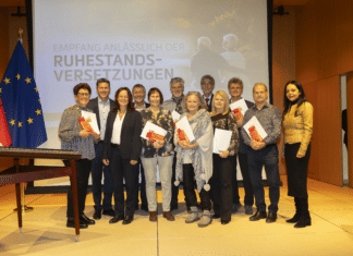 Lehrerinnen und Lehrer in den Ruhestand verabschiedet