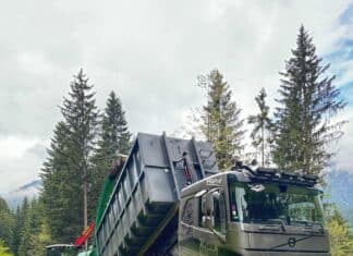 Pichler Hackgut: Lkw-Fahrer (m/w/d) für abwechslungsreiche Tätigkeit gesucht!