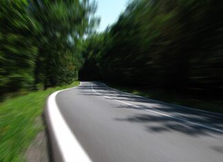 VCÖ: Jeder 3. Verkehrstote in Kärnten wegen zu hohem Tempo