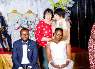 Weihnachts-Freude in Tansania