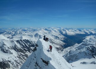 Traurige Nachricht: 33-jährige Frau 50 Meter unter dem Gipfelkreuz vom Großglockner erfroren