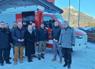 Neues Kleinlöschfahrzeug für die FF Möschach