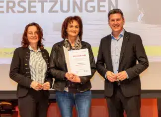 Ab in den wohlverdienten Ruhestand: AHS & BHS Lehrerinnen und Lehrer feierlich verabschiedet