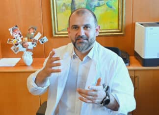 Erfolgreicher medizinischer Teamplayer