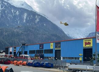 Sirenenalarm im oberen Gailtal: Brand bei IPK-Halle in Kötschach-Mauthen