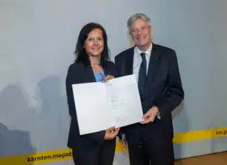 Berufstitelverleihung 2025: Landeshauptmann Kaiser würdigt Verdienste in Medizin, Verwaltung und Bildung