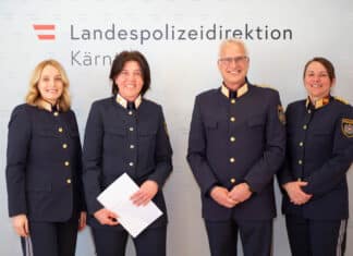 Festakt in der Landespolizeidirektion: Polizei ehrte Beamte mit Beförderungen und Auszeichnungen