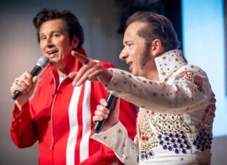 90 Jahre Elvis: Buzgi und Chris Kaye rockten den Kultursaal in Dellach