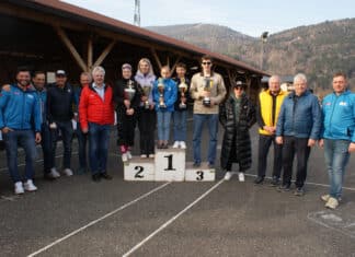 Sportlich unterwegs: Vereinsmeisterschaft Ski Alpin des SV Tröpolach im Beisein zweier Olympiasieger