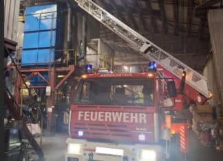 Karfreitag beginnt mit Feuerwehreinsatz: Alarm im Industriegebiet von Gailitz!