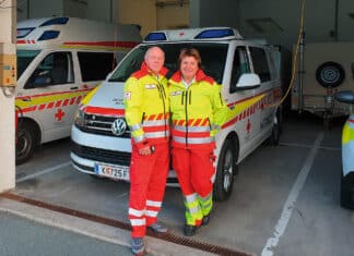 Gemeinsam für das Rote Kreuz, gemeinsam durchs Leben
