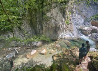 Tragödie in der Garnitzenklamm: Deutscher Urlauber stirbt bei Wanderung