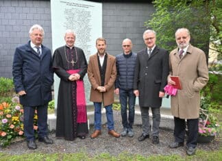 80 Jahre nach der Befreiung vom Nationalsozialismus wurde in Hermagor das „Denkmal der Namen“ enthüllt