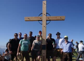 Gemeinschaft, Glaube und Freude am Gipfel: Ein ganz besonderer Tag am Hochwipfel!