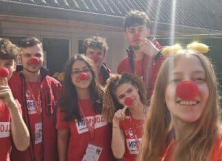 Unterstützung für Besuche in medizinischen & sozialen Einrichtungen: Die ROTE NASEN-Haustürkampagne startet in Hermagor!