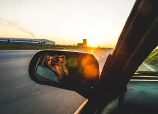 Sicher ans Ziel: Tipps für eine stressfreie, strafzettelfreie und sichere Urlaubsfahrt mit Kindern