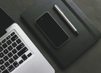 Künstliche Intelligenz im Alltag angekommen: Wie KI Österreichs Gesellschaft und Wirtschaft verändert