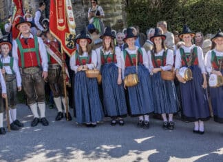 St. Lorenzner Kirchtag im Lesachtal – Musik, Tradition und beste Stimmung