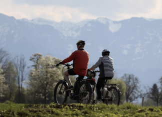 E-Bike-Unfälle in Kärnten: Kein tödlicher Unfall auf Radwegen – österreichweit trägt jeder zweite tödlich Verunglückte einen Helm