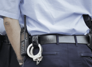 Nächtlicher Polizeieinsatz in Spittal an der Drau: Schüsse aus Wohnung – Täter festgenommen!