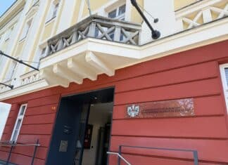 Kärntner soll 14-Jährige zu Nacktfotos gedrängt haben