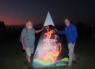 Das war das 32. „Alpenfeuer”: Tradition, Naturschutz und Gemeinschaft am Dobratsch!