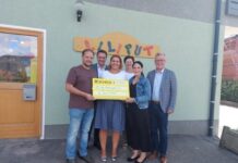 Spendenübergabe: 2.000 Euro für Kita Liliput in St. Leonhard