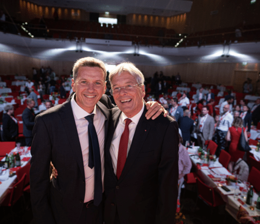 Übergabe in andere Hände: Daniel Fellner ist neuer SPÖ-Kärnten-Landesparteivorsitzender