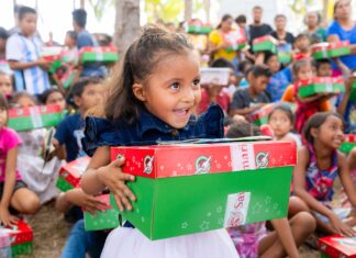 „Weihnachten im Schuhkarton“ – die weltweit größte Geschenkaktion für Kinder in Not