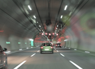 Die Zukunft auf Österreichs Straßen: Klebevignette ade ab 2027 – Lkw-Maut-Paket sorgt für mehr Transparenz