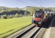 Herbstferien ist Reisezeit: Mehr Züge und rund 13.000 Extra-Sitzplätze für Bahnreisende!