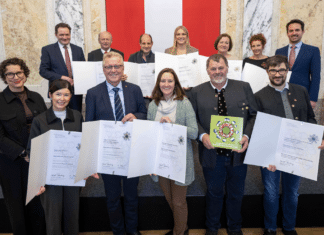 Vorbildliche Umweltbildung: 11 Bildungseinrichtungen der Kärntner Naturparke tragen jetzt das Österreichische Umweltzeichen!