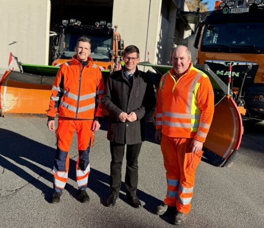 Kärntens Straßenmeistereien sind startklar für den Winterdienst: Über 400 Mitarbeiter einsatzbereit