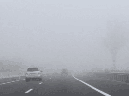 Nebelgefahr auf den Straßen: Erhöhte Unfallgefahr – Geschwindigkeit und Abstand anpassen!