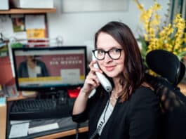 Bist du bereit, etwas zu bewegen? Werde freiwillige Mitarbeitende bei der TelefonSeelsorge Kärnten!