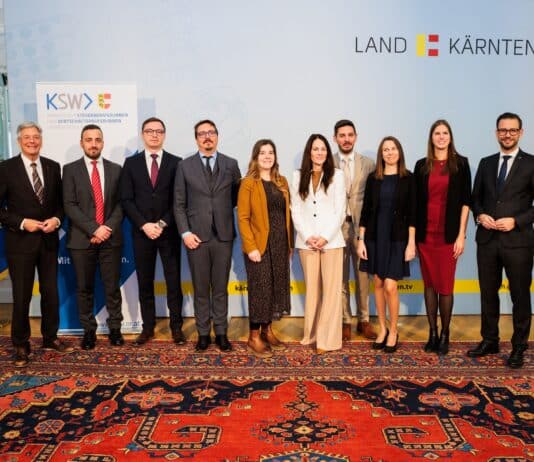 Angelobung und Vereidigung: Neue Steuerberater und Wirtschaftsprüfer in Kärnten geehrt