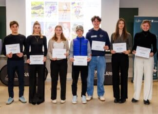 Spitzen Leistungen in Schule und Sport vor den Vorhang geholt