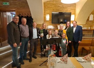 KSR-Enzi/FPÖ-Plunger: Adventfeier des KSR Hermagor war ein voller Erfolg