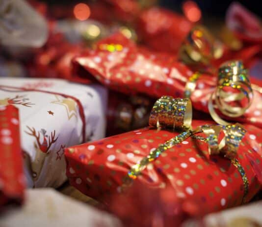 AK gibt Tipps: Weihnachtsgeschenke umtauschen – das gilt!