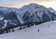 Start in die neue Skisaision: Unfallprävention und Tipps für unbeschwertes Skivergnügen