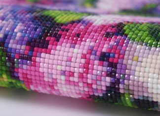 Eine familienfreundliche Aktivität für Regentage: Warum Diamond Painting für alle Altersgruppen perfekt ist