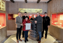 Mit Rekordstart ins neue Jahr: 10.000. Besucherin im Bergbaumuseum Bad Bleiberg geehrt!