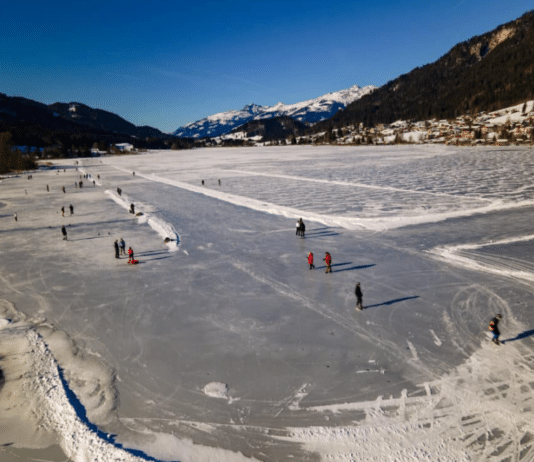 Eislauffans aufgepasst: Weissensee Ostufer auch zum Eislaufen freigegeben!