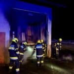 Freiwillige Feuerwehr Arnoldstein im Doppel-Einsatz: Fehlalarm und Gebäudebrand zum Jahresbeginn