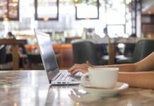 Online-Betrug: Junge Kärntnerin (22) verliert mehrere Tausend Euro durch vermeintlichen Verkauf