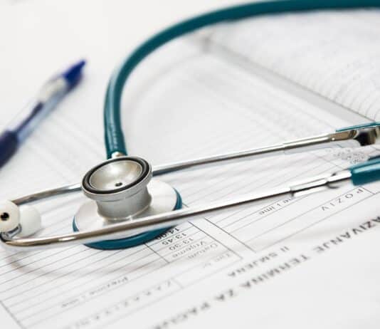 Studie belegt: Kassenpatienten warten bis zu 13-mal länger auf Facharzttermin