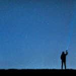 Ein Jahr voller Sternenwünsche: Glitzernde Sternschnuppen verzaubern den Nachthimmel 2026