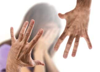 Jahresrückblick: Rat auf Draht verzeichnet deutliche Zunahme bei Gewalt- und Angstberatungen